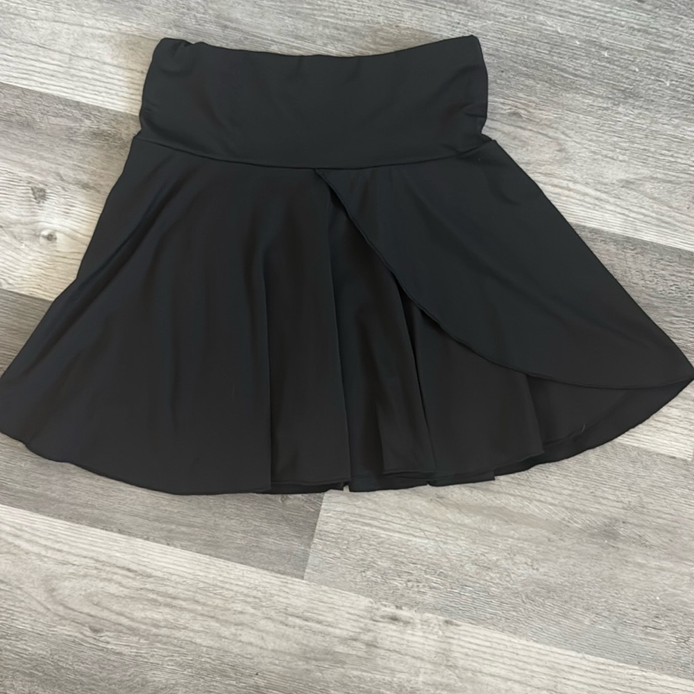 Pleated Skort with phone pocket